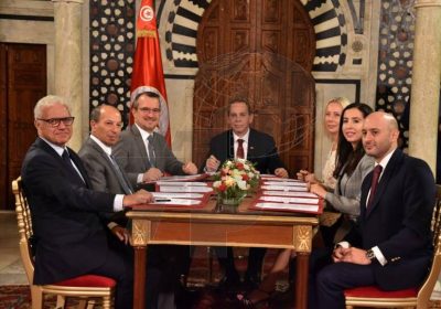 Tunisie-AMEA Power UAE : signature d’un accord de réalisation d’une centrale électrique photovoltaïque à Kairouan