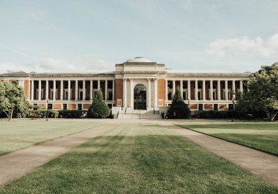 L’Université El Manar atteint la 25e place dans le classement « Times Higher Education 2023 »