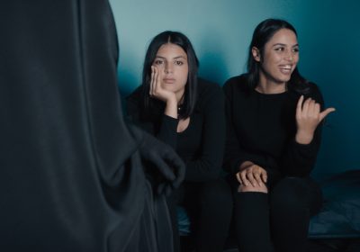 FOUR DAUGHTERS : Un Documentaire Acclamé Réalisé par la Nominée aux Oscars Kaouther Ben Hania